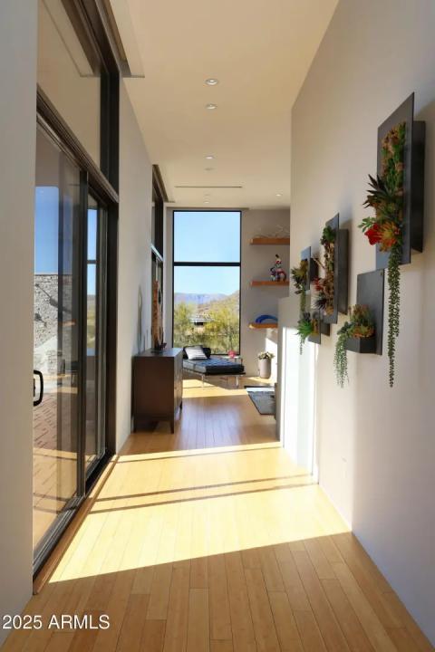 Real Estate Picture 18