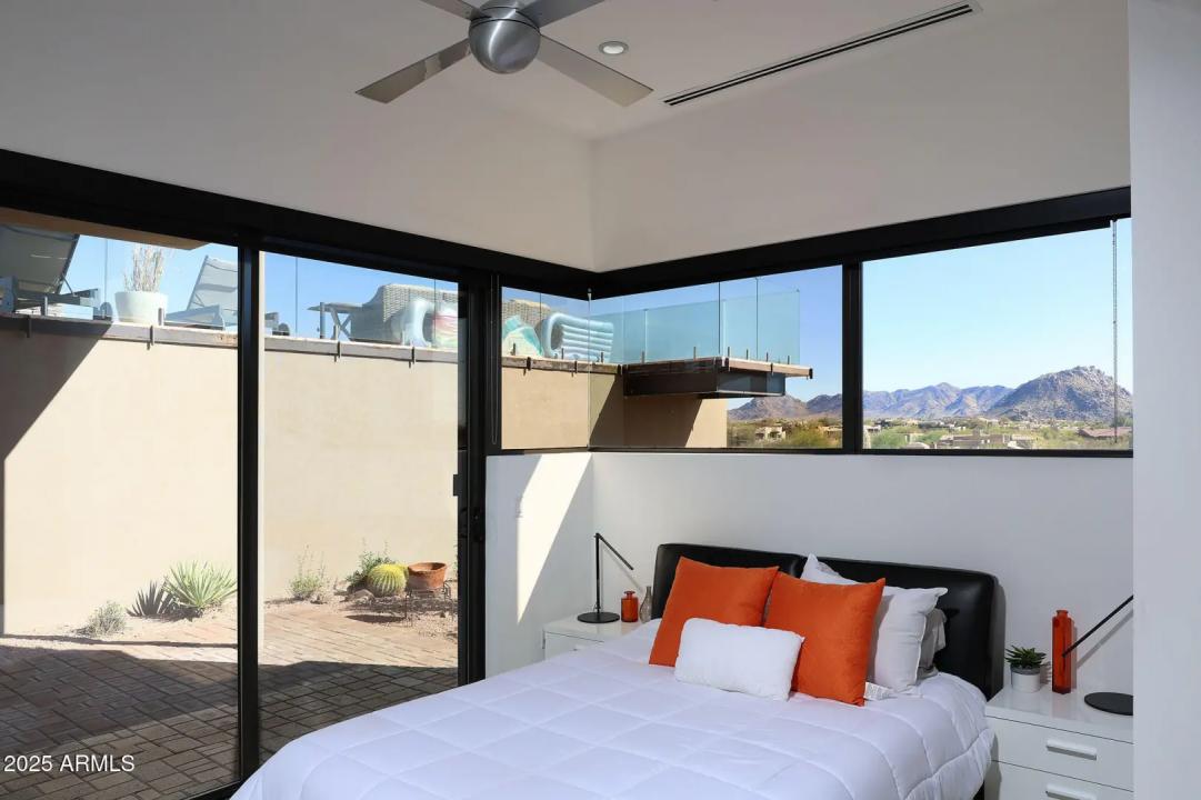 Real Estate Picture 29