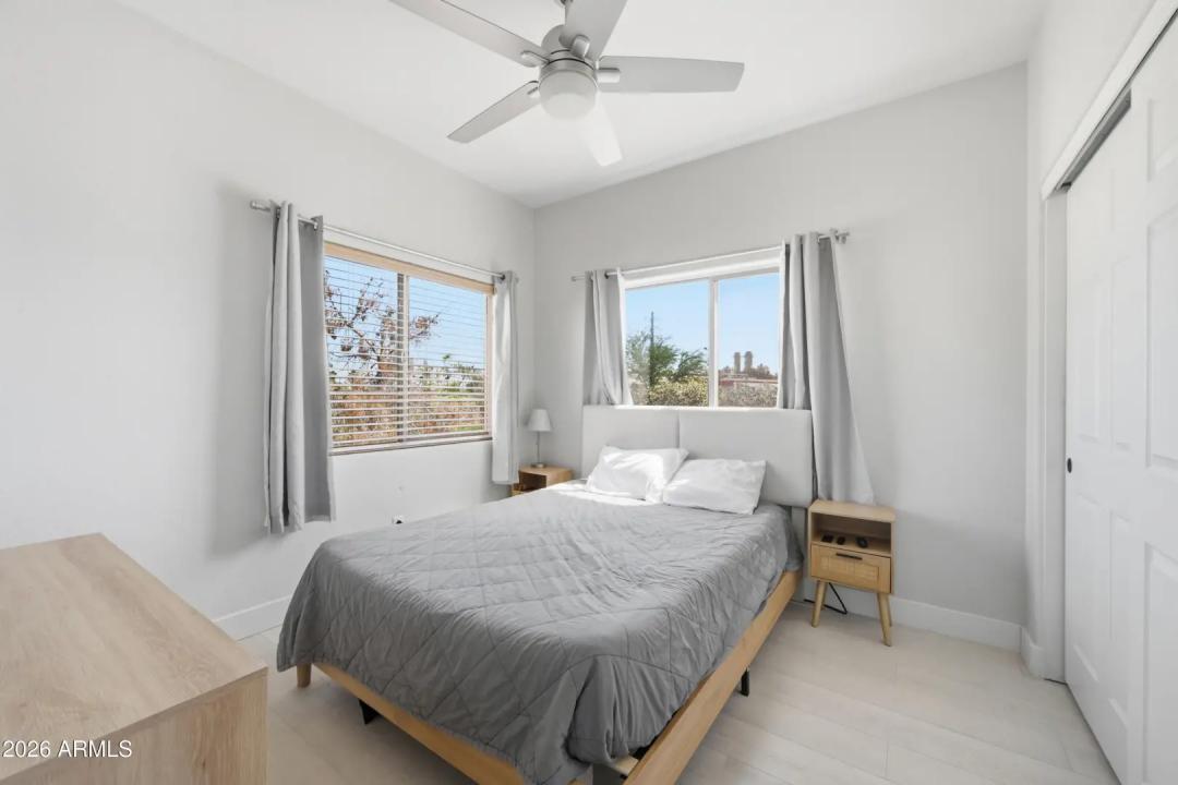 Real Estate Picture 19