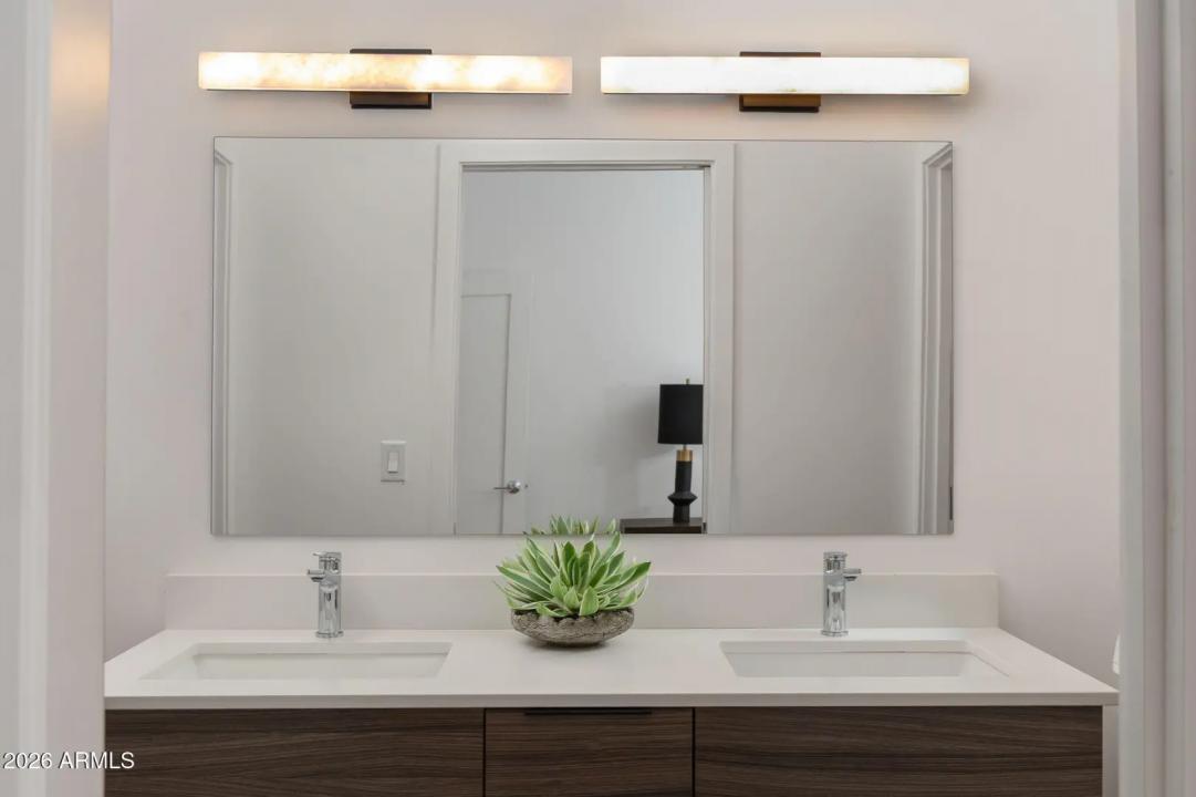 Real Estate Picture 29