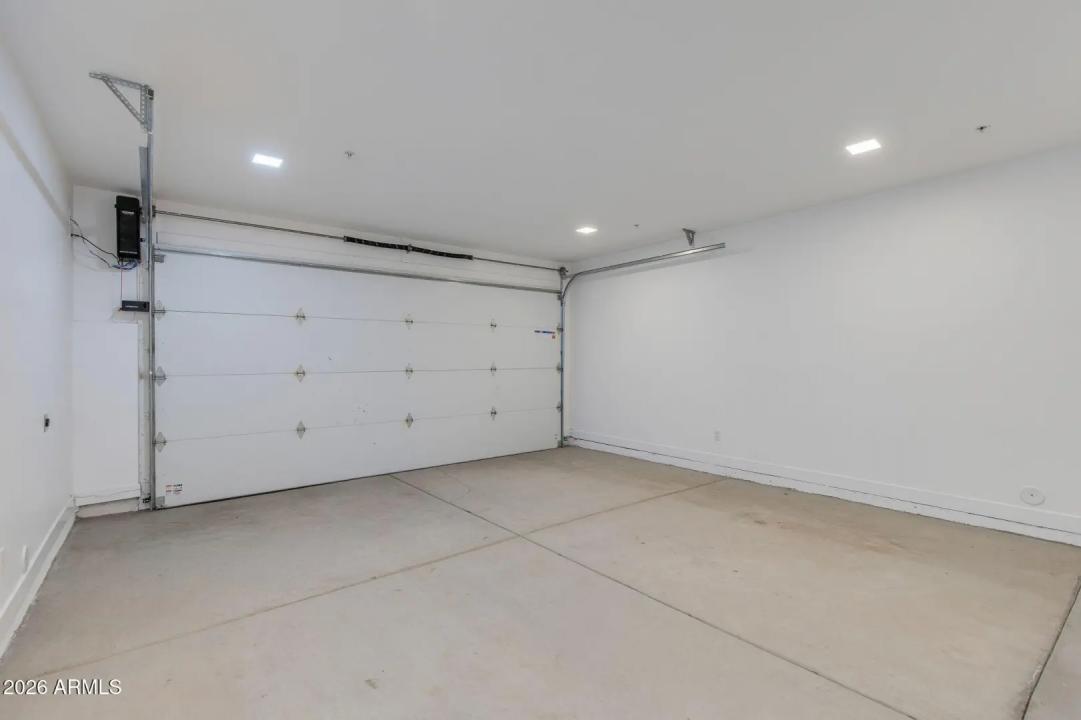 Real Estate Picture 42