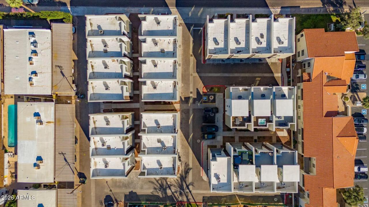 Real Estate Picture 64