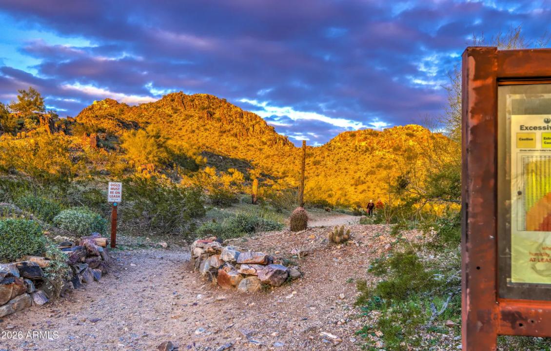 Real Estate Picture 33