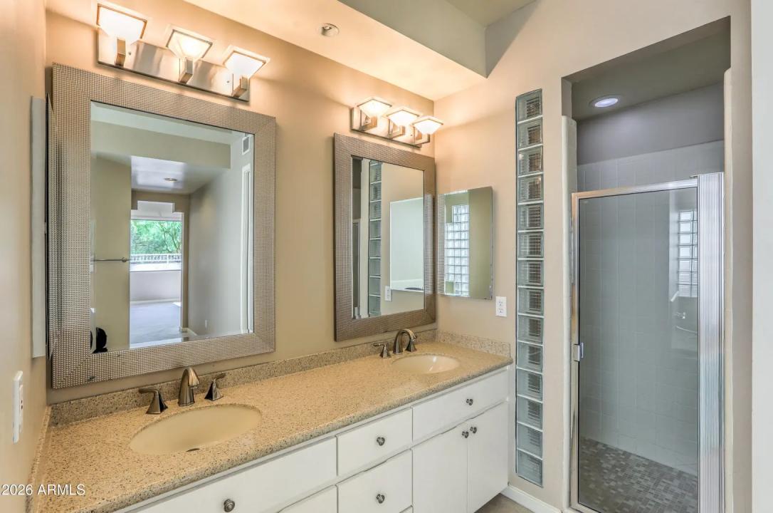 Real Estate Picture 20