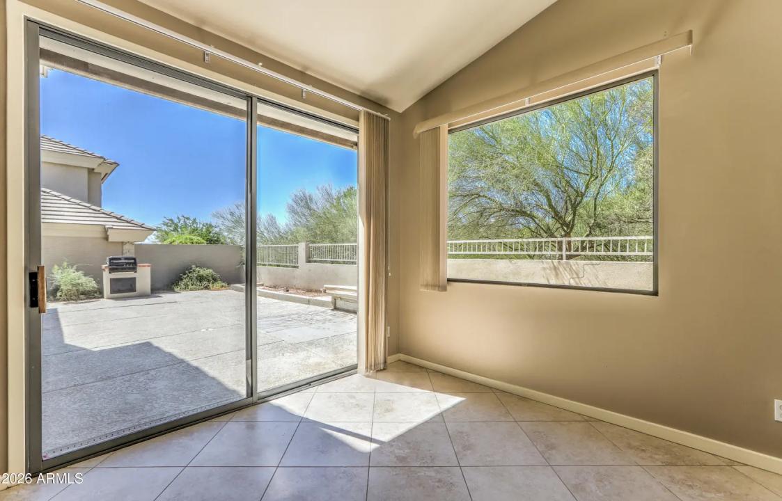 Real Estate Picture 17