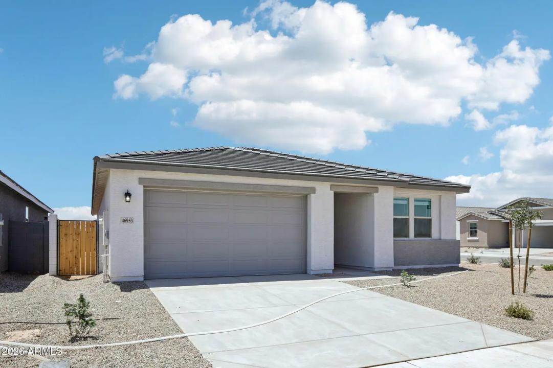 Real Estate Picture 3