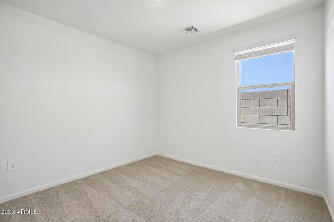 Real Estate Picture 19