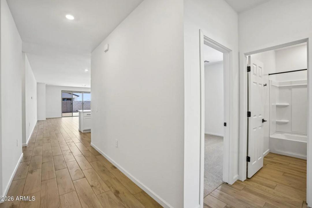 Real Estate Picture 21