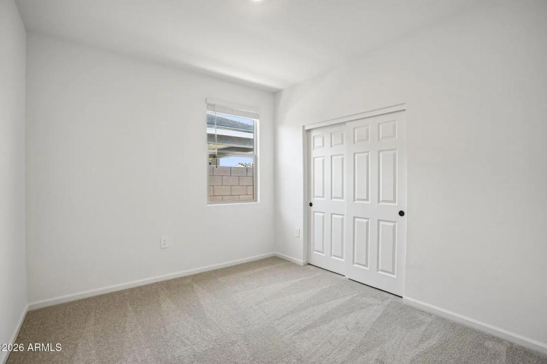 Real Estate Picture 27