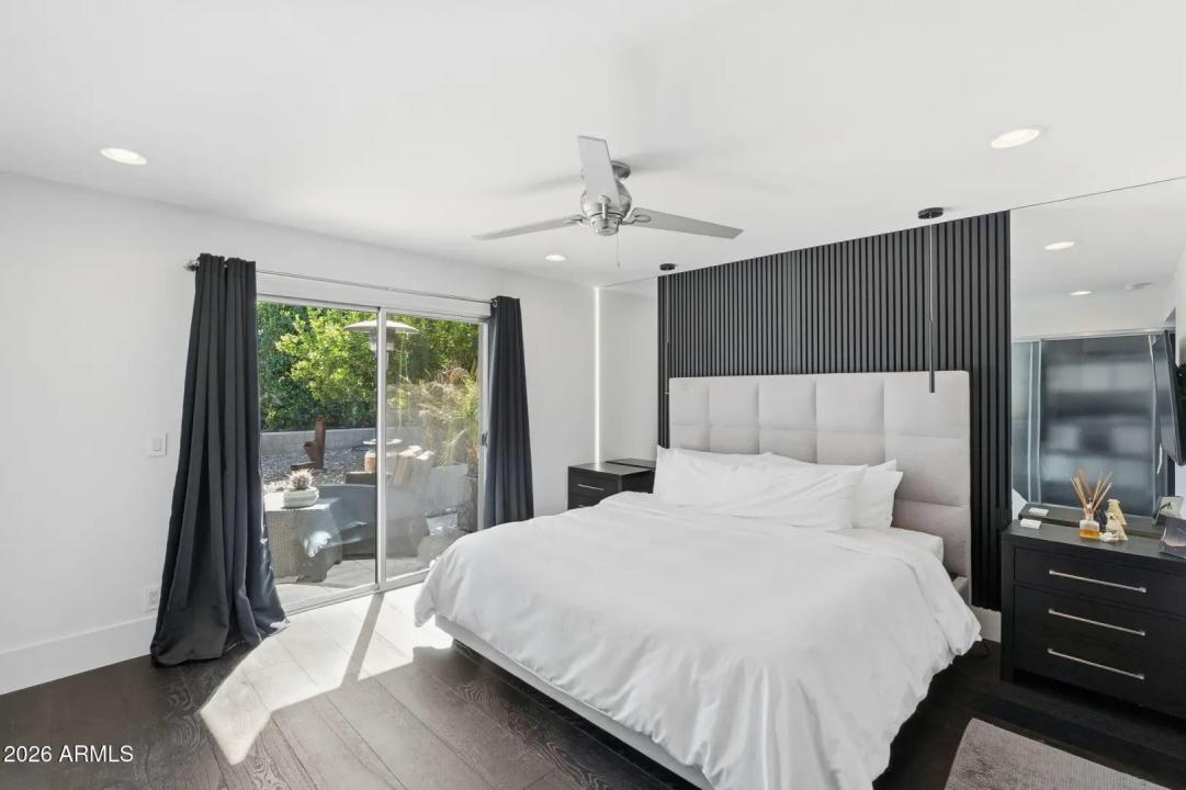 Real Estate Picture 23