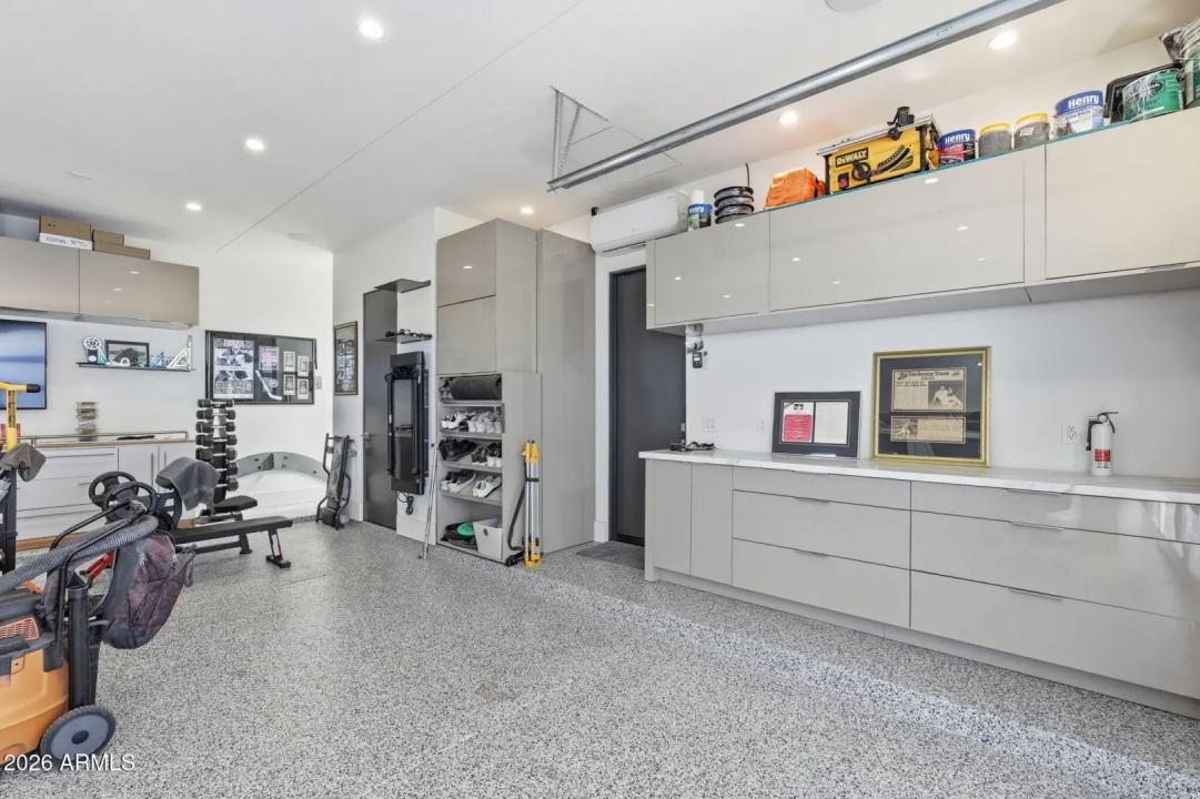 Real Estate Picture 31