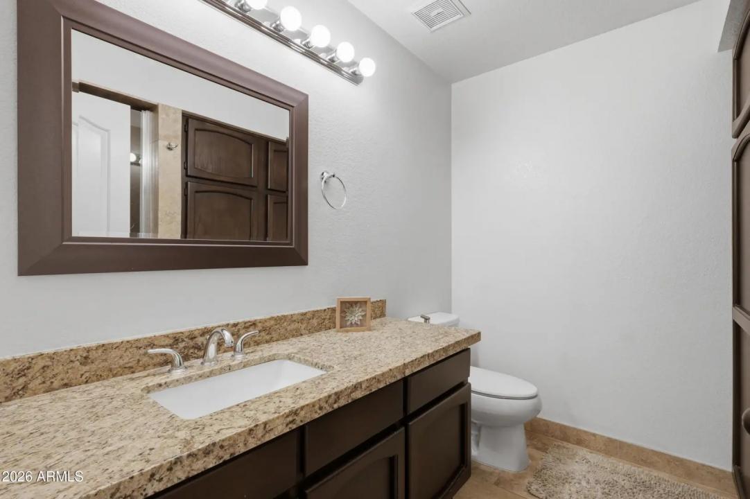 Real Estate Picture 37