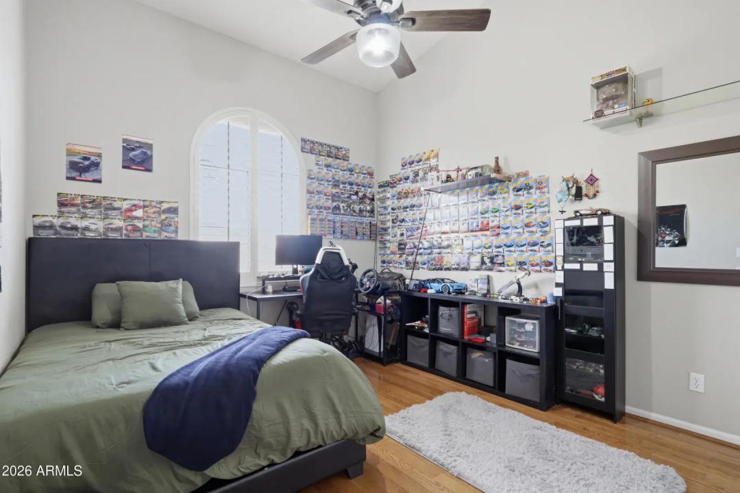 Real Estate Picture 26