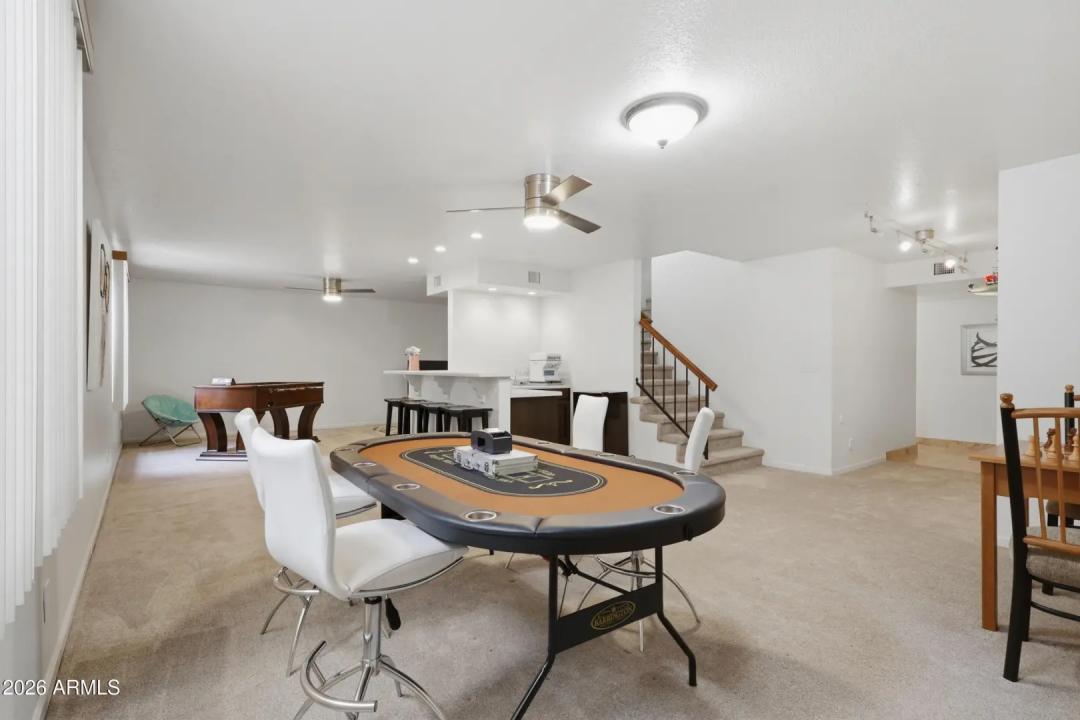 Real Estate Picture 33