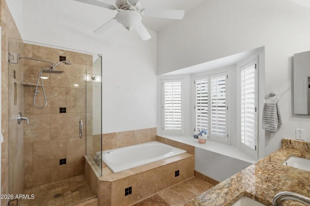 Real Estate Picture 25
