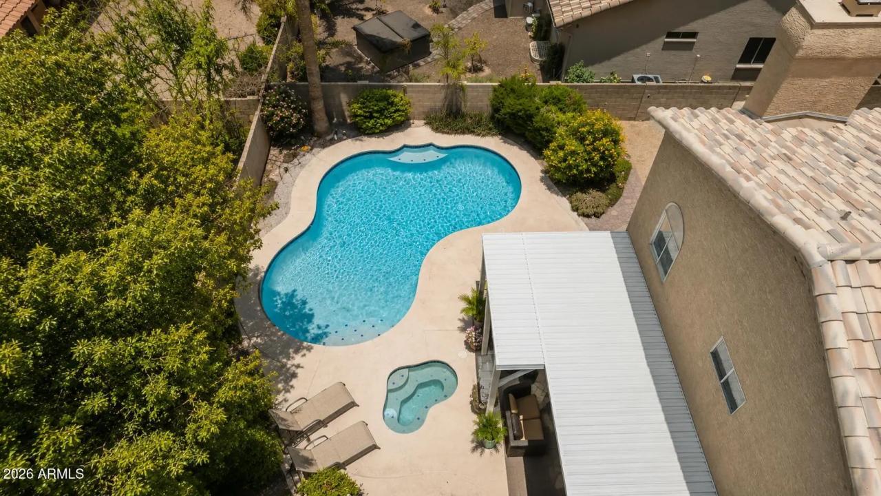 Real Estate Picture 38