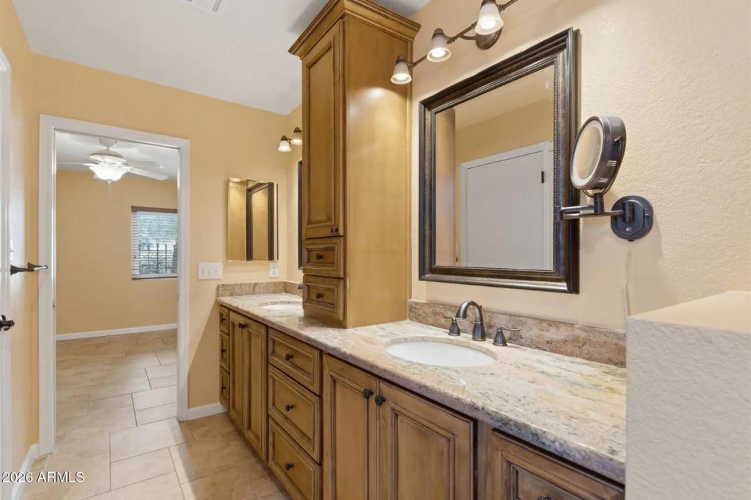 Real Estate Picture 20