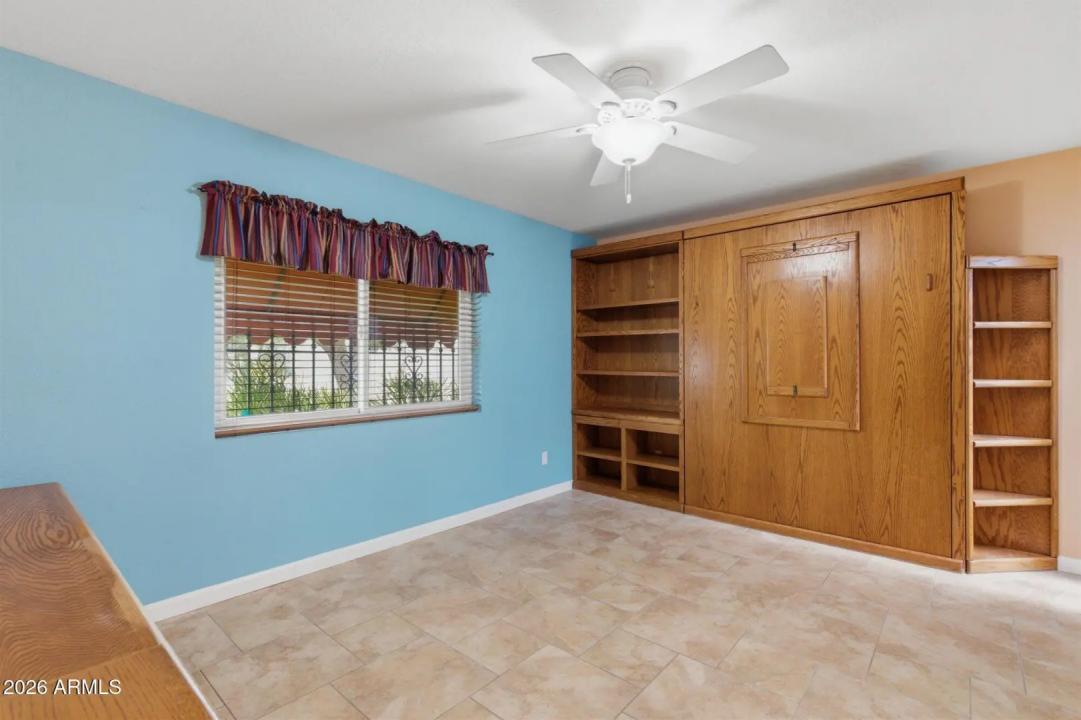 Real Estate Picture 22