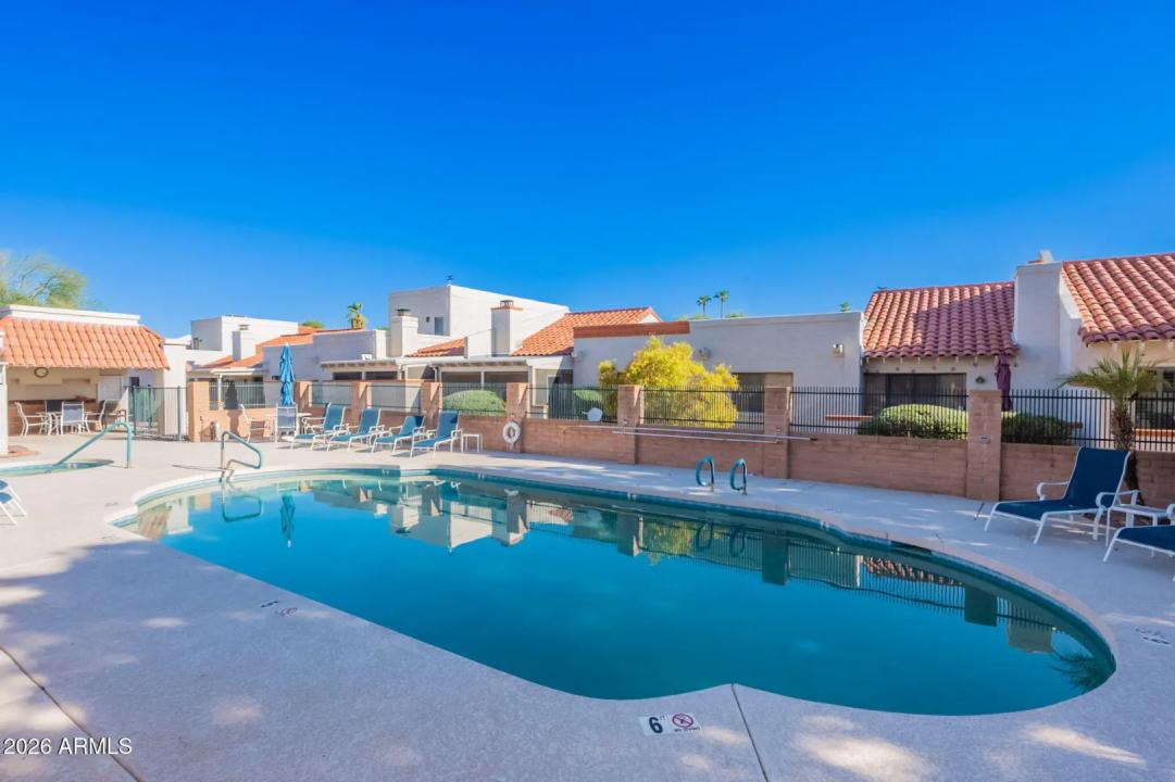 Real Estate Picture 37