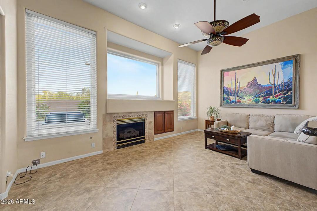 Real Estate Picture 13