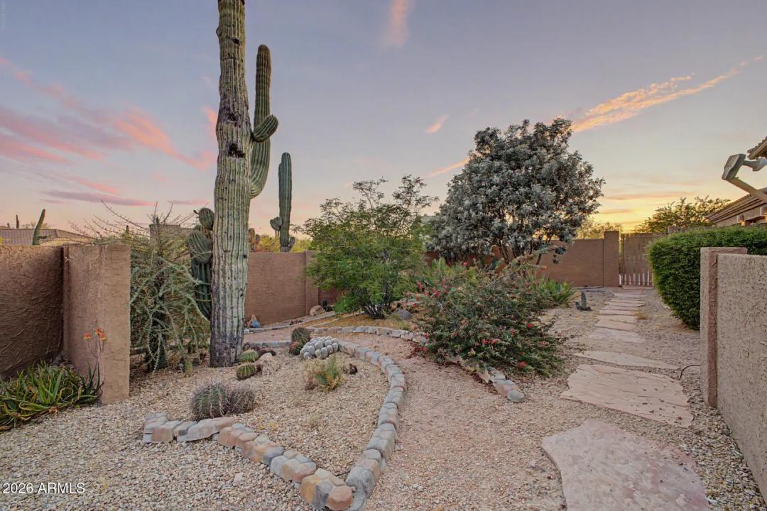 Real Estate Picture 32