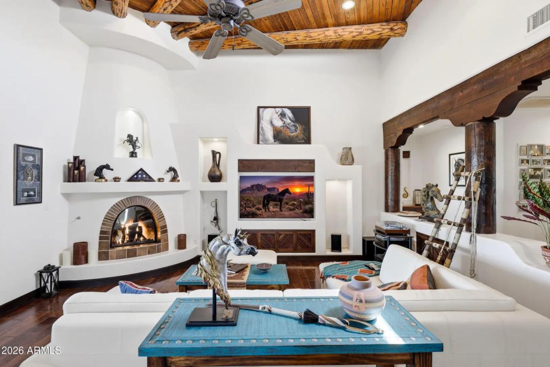 Real Estate Picture 2