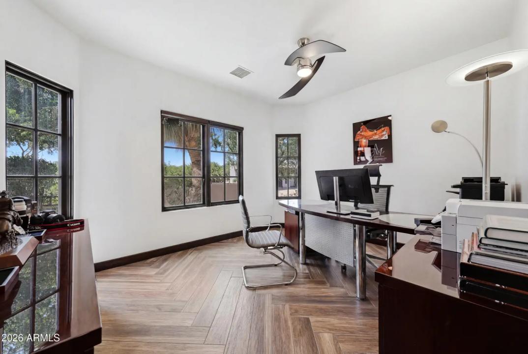 Real Estate Picture 32