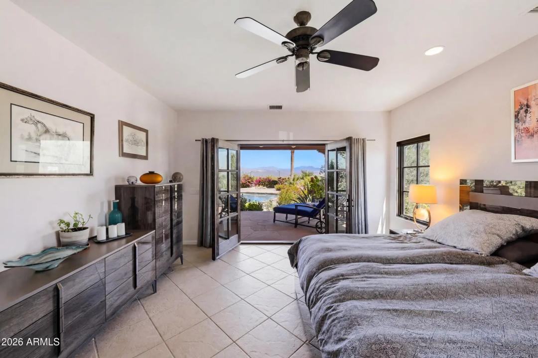 Real Estate Picture 22