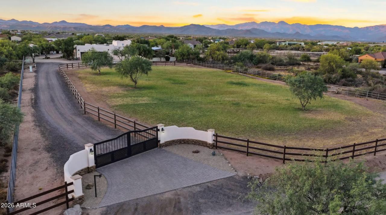 Real Estate Picture 44