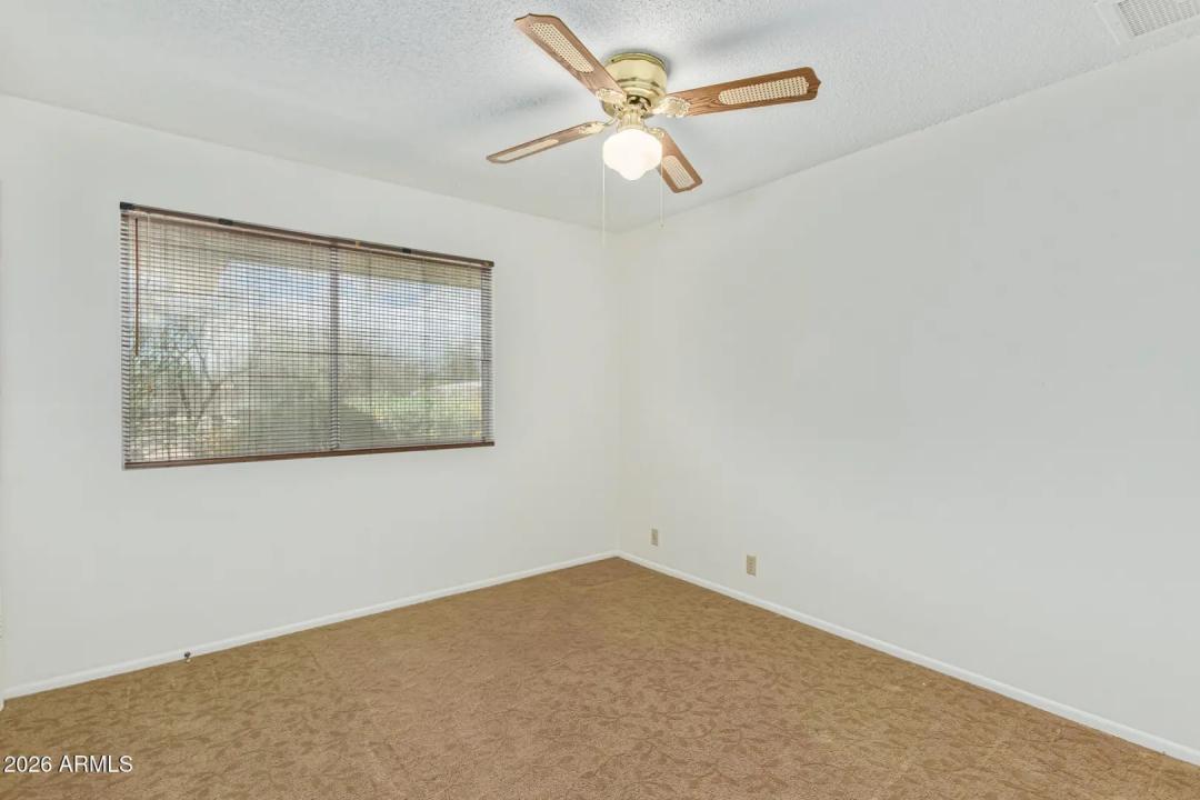 Real Estate Picture 23