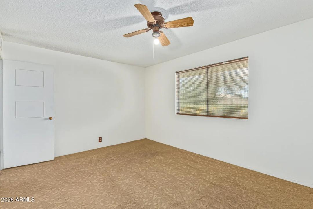 Real Estate Picture 26