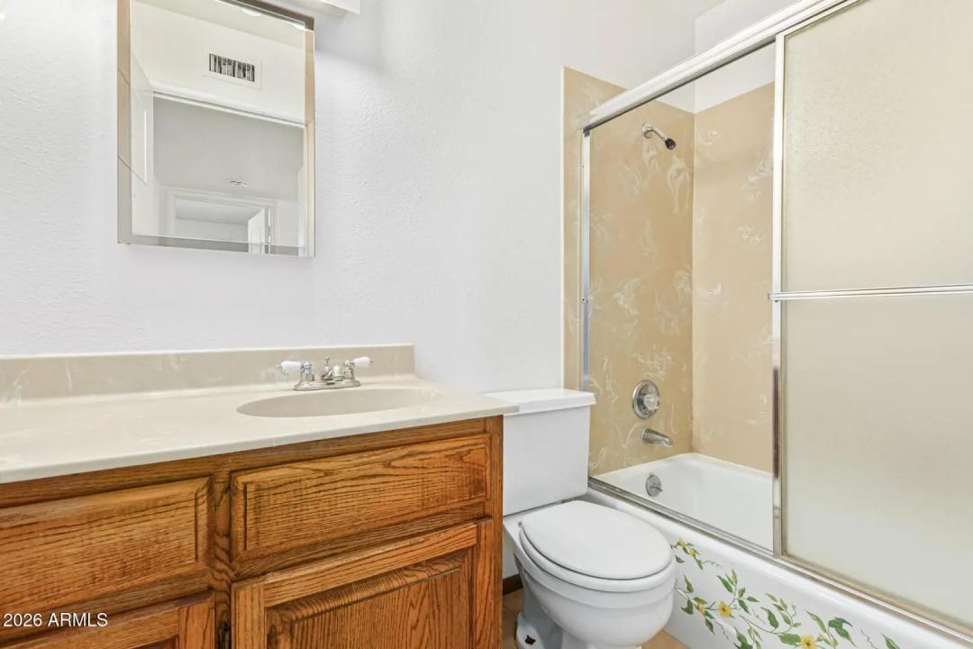 Real Estate Picture 27