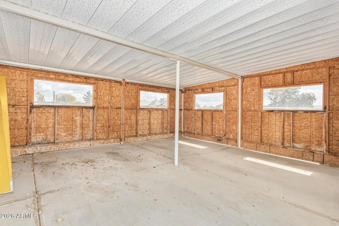 Real Estate Picture 28