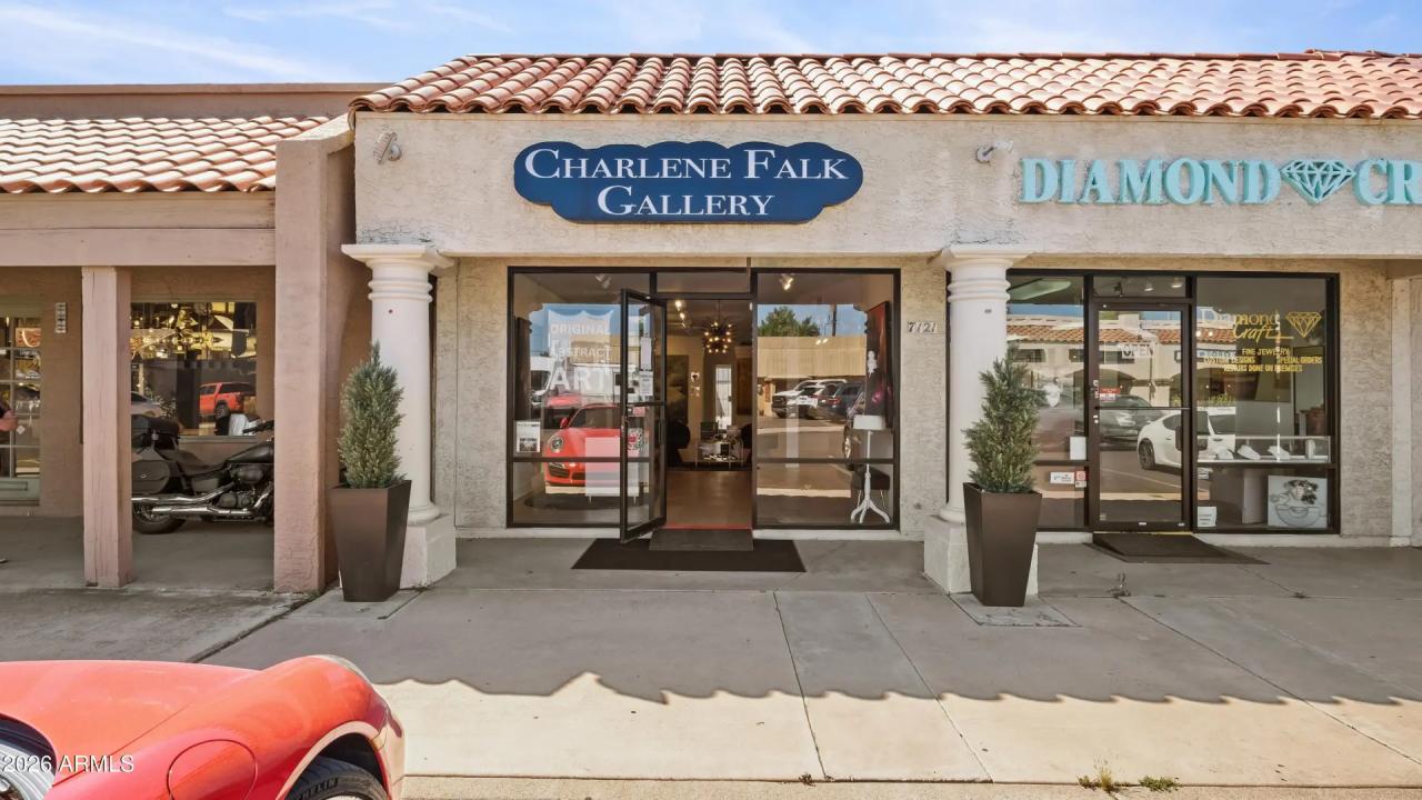 Real Estate Picture 1