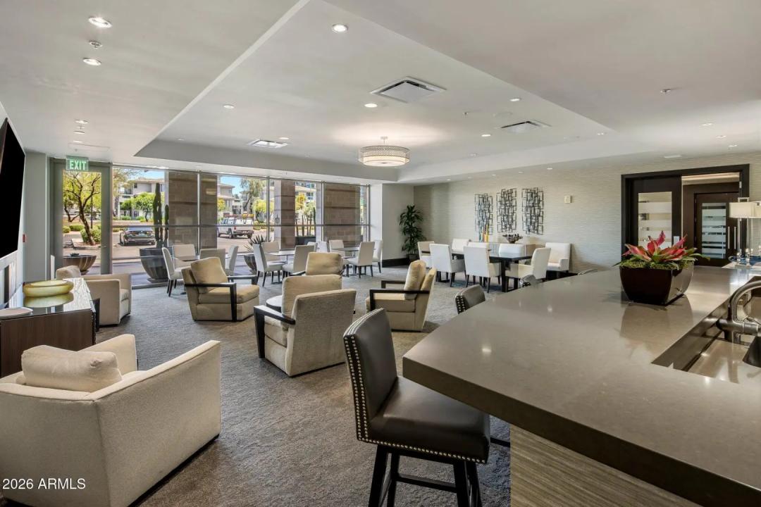 Real Estate Picture 15