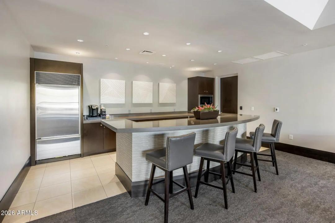 Real Estate Picture 17