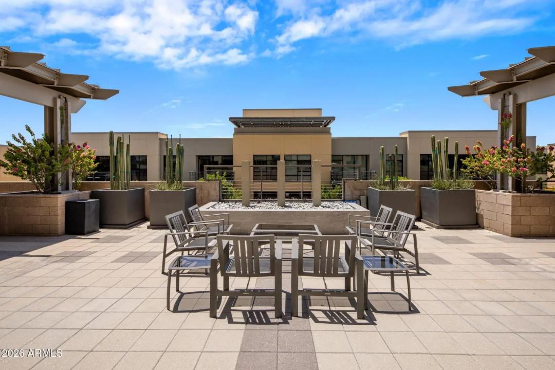 Real Estate Picture 19