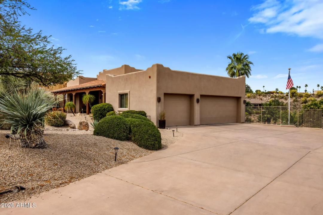 Real Estate Picture 10