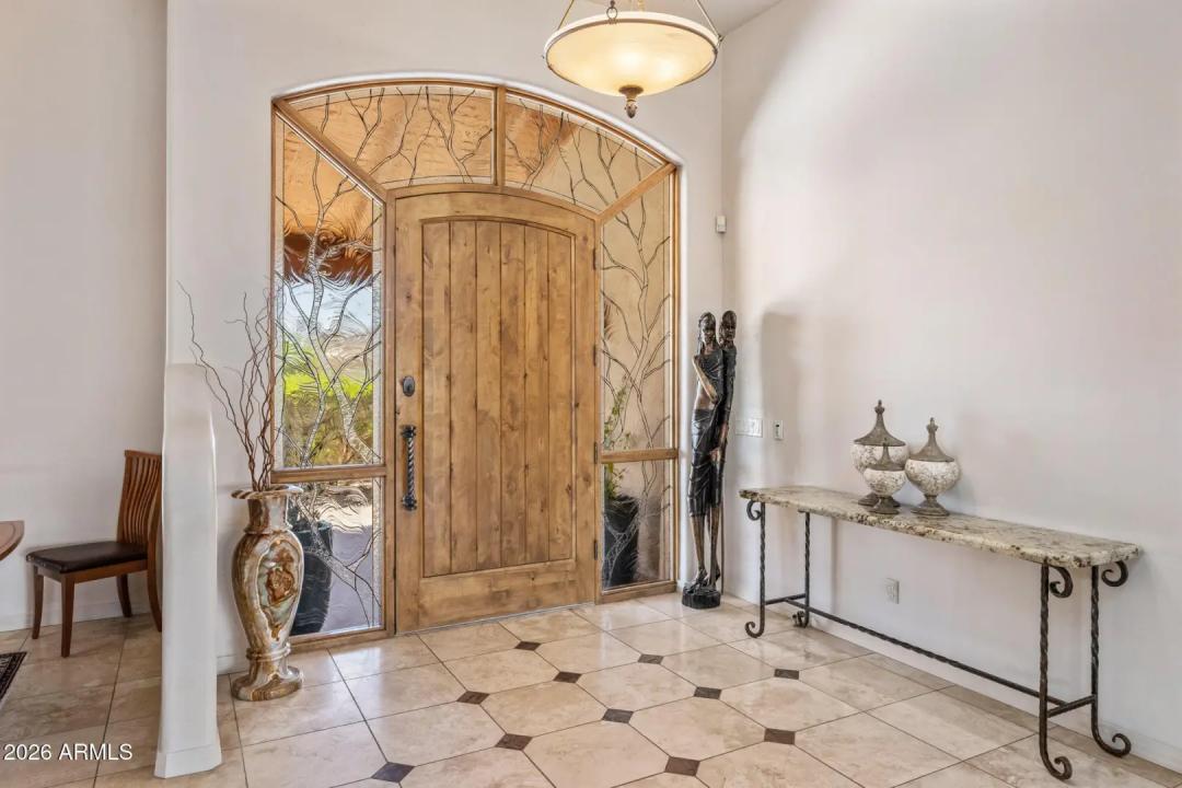 Real Estate Picture 11