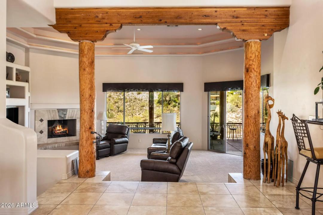 Real Estate Picture 12
