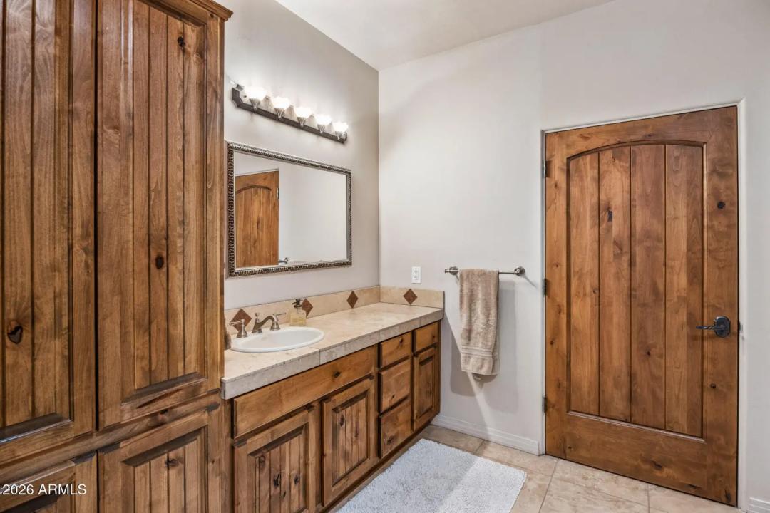Real Estate Picture 31