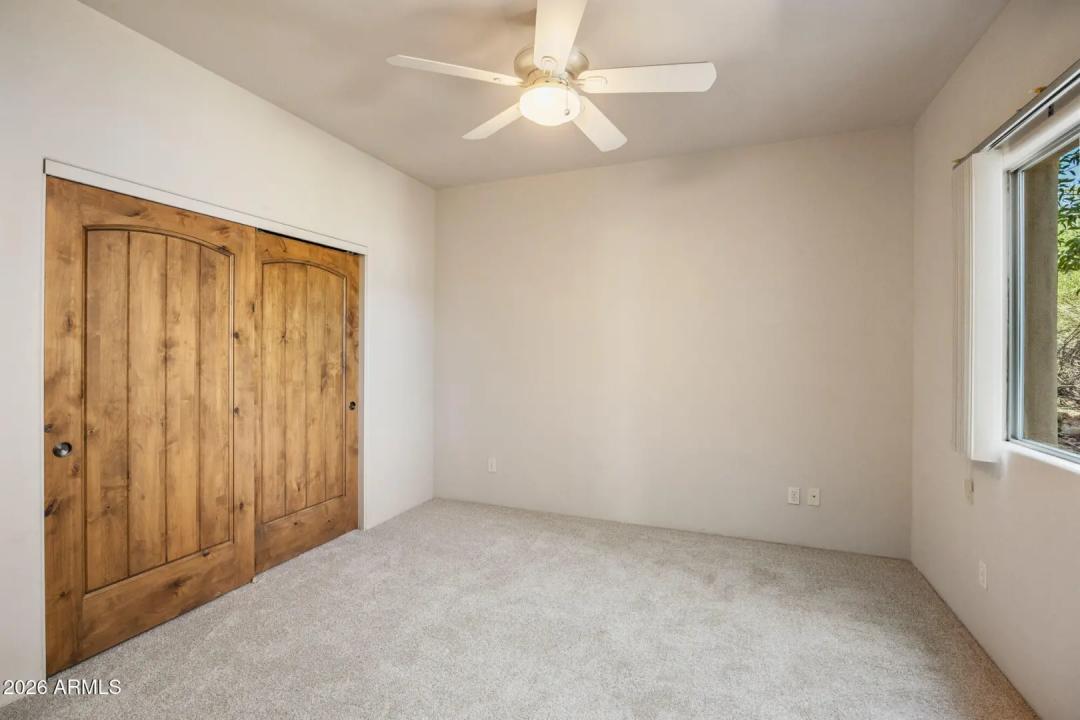 Real Estate Picture 32