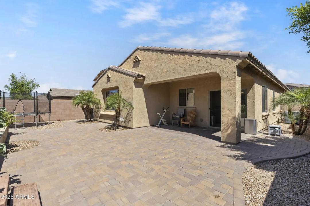 Real Estate Picture 22