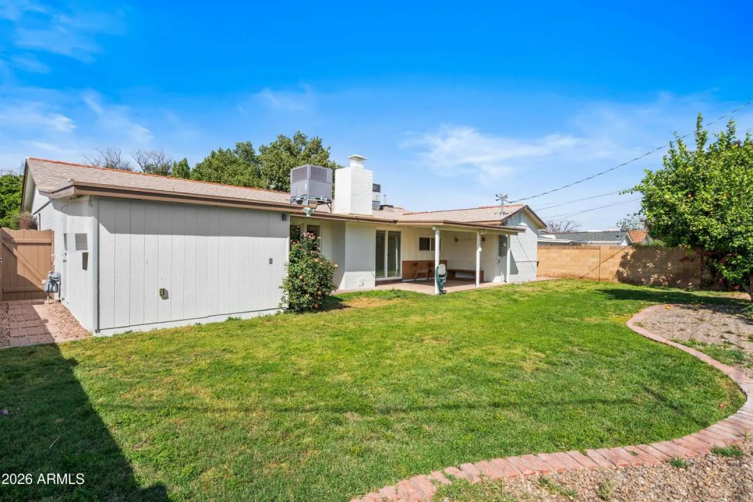 Real Estate Picture 37