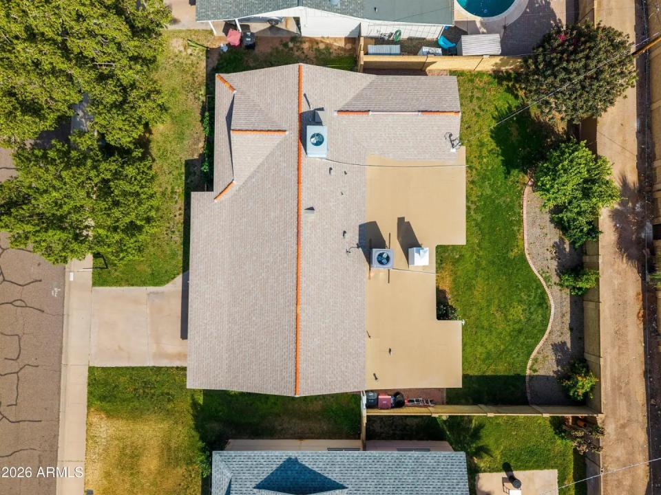 Real Estate Picture 39