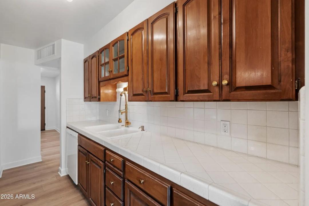 Real Estate Picture 19