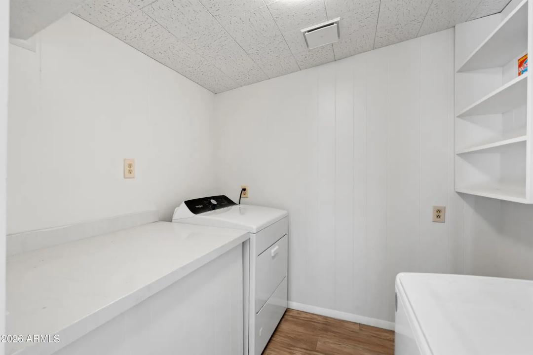 Real Estate Picture 31