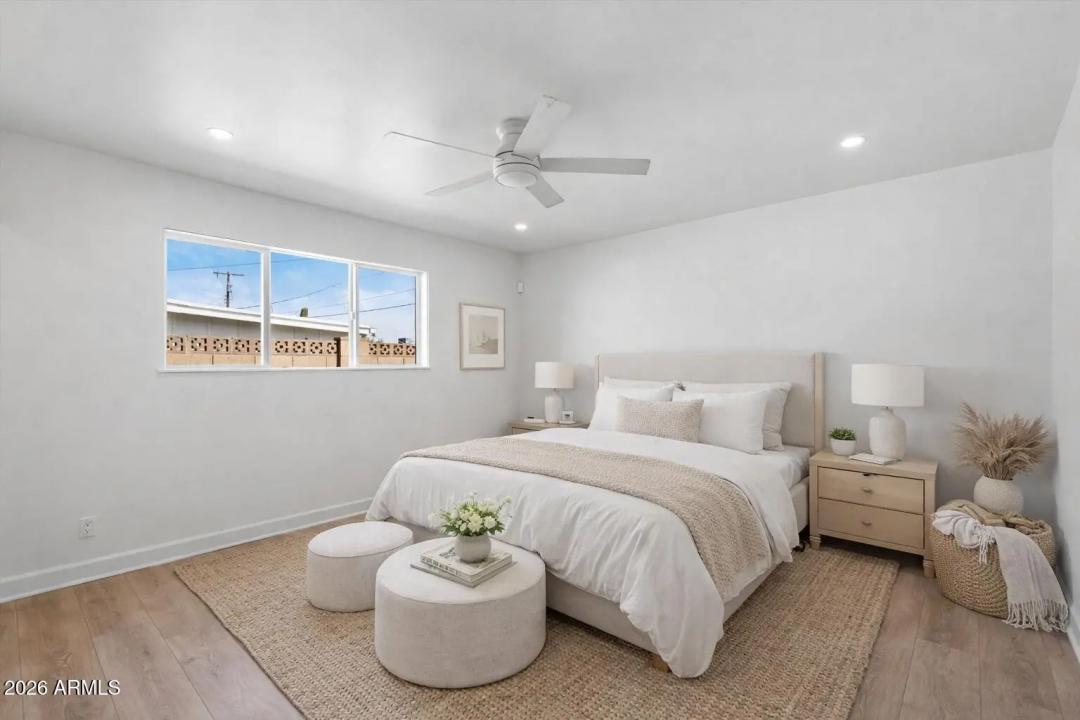 Real Estate Picture 27