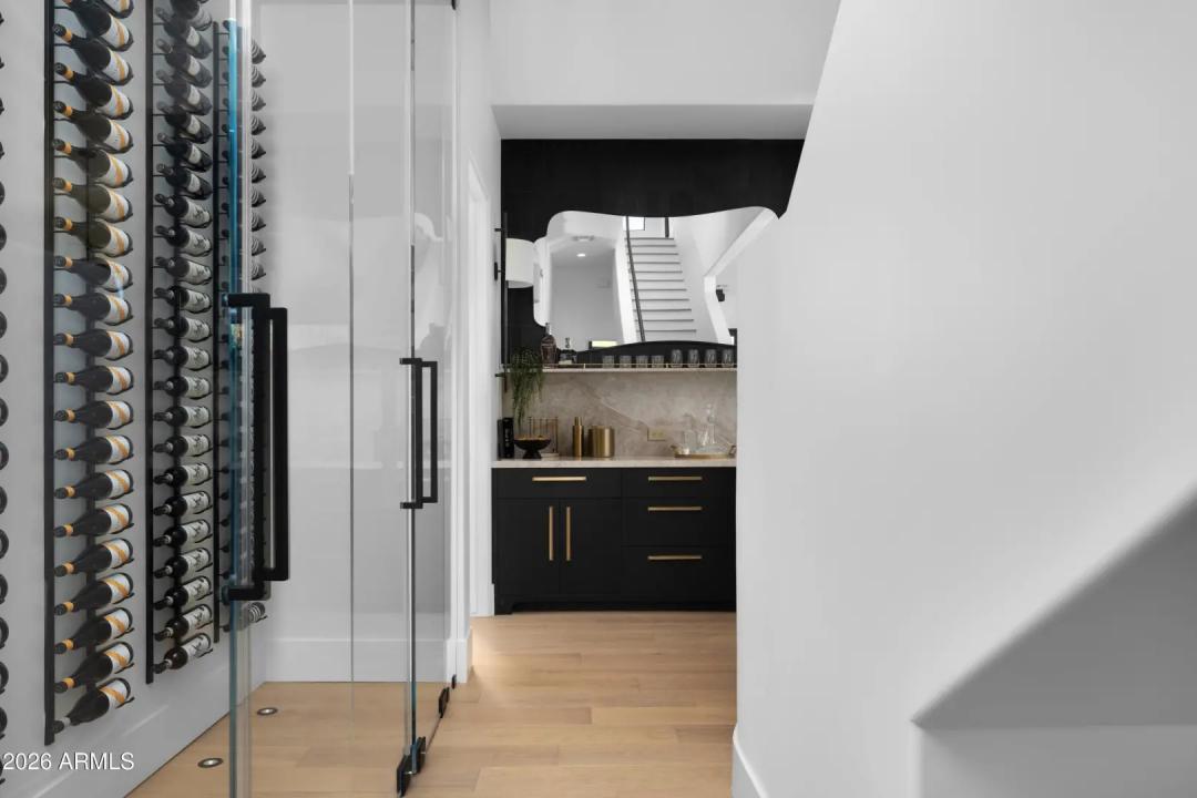 Real Estate Picture 15