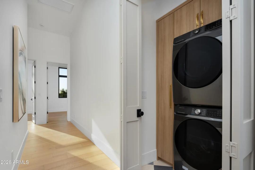 Real Estate Picture 27